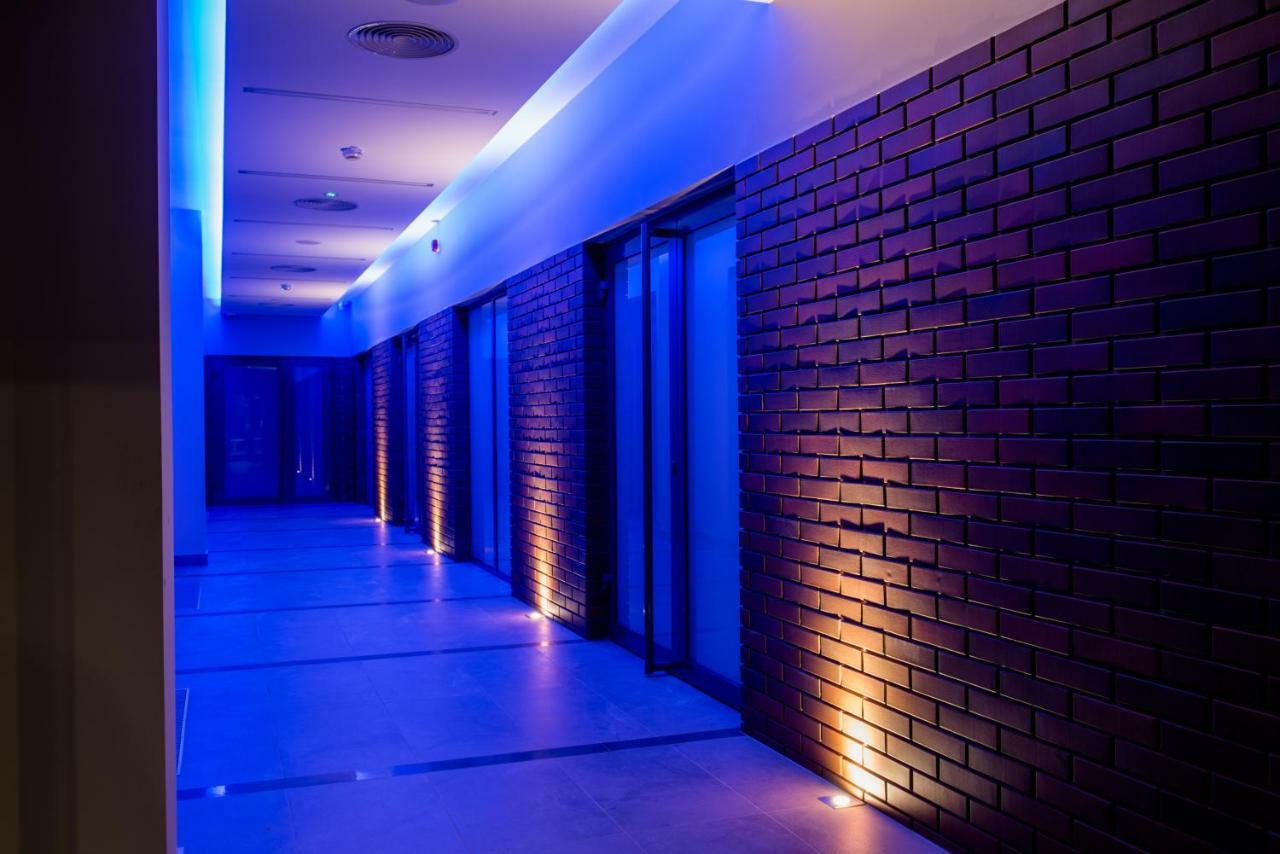 Hotel Kosma Kozmin Экстерьер фото
