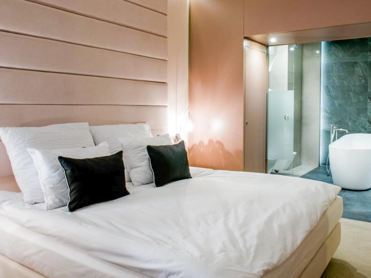 Hotel Kosma Kozmin Экстерьер фото